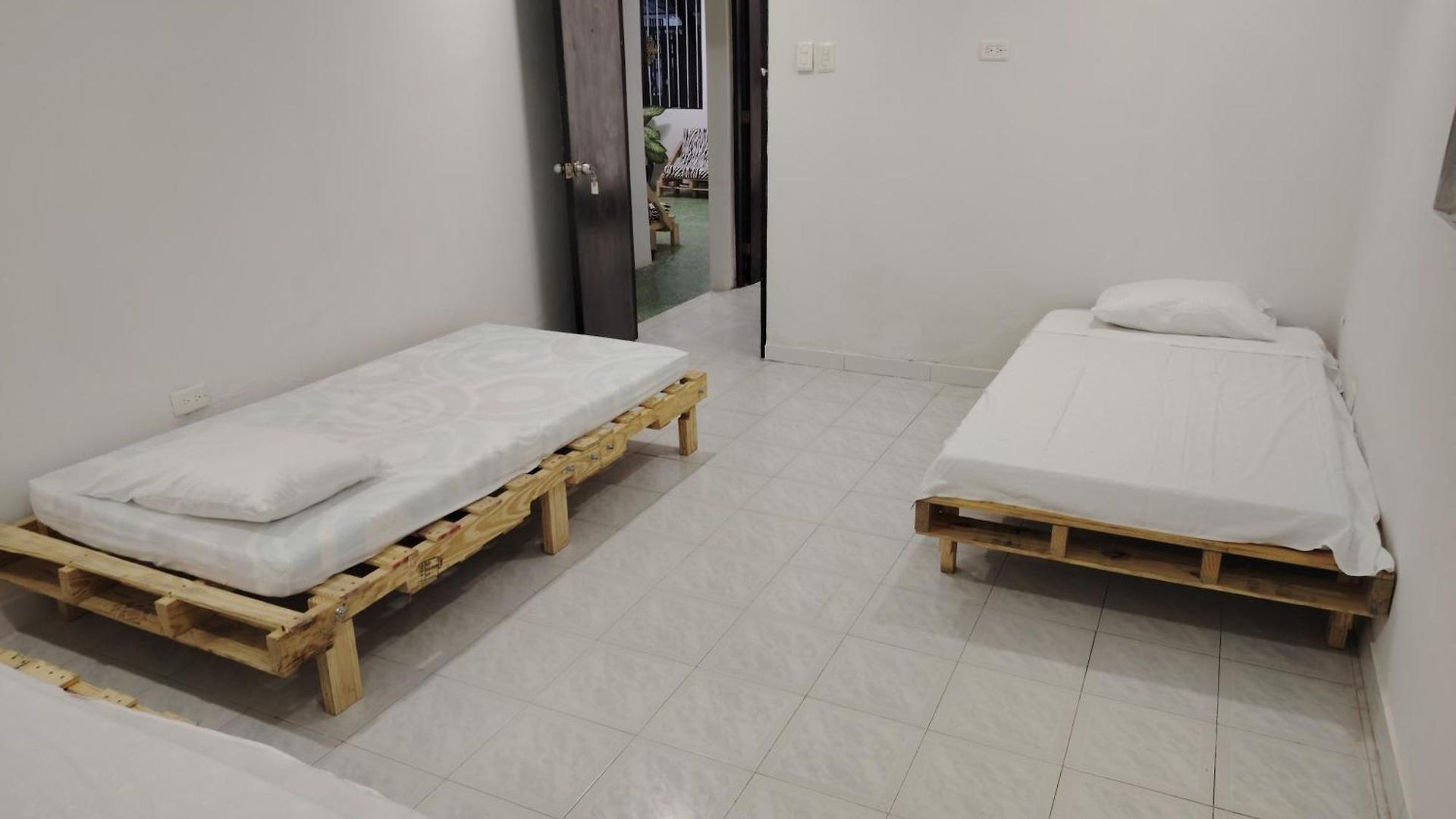 Casa Yamulemao Pensión *