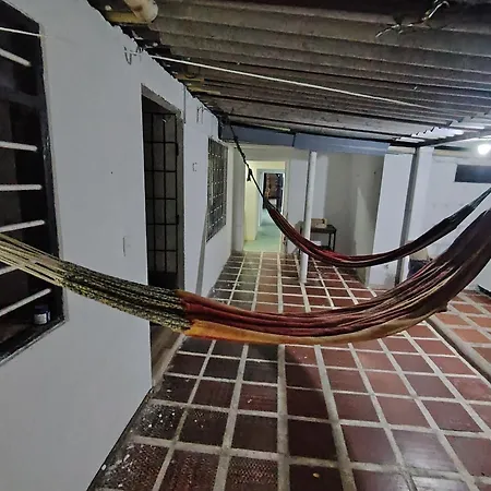 Casa Yamulemao Pensión *
